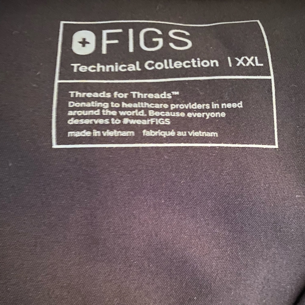 Women’s Figs Scrub Top Technical Collection